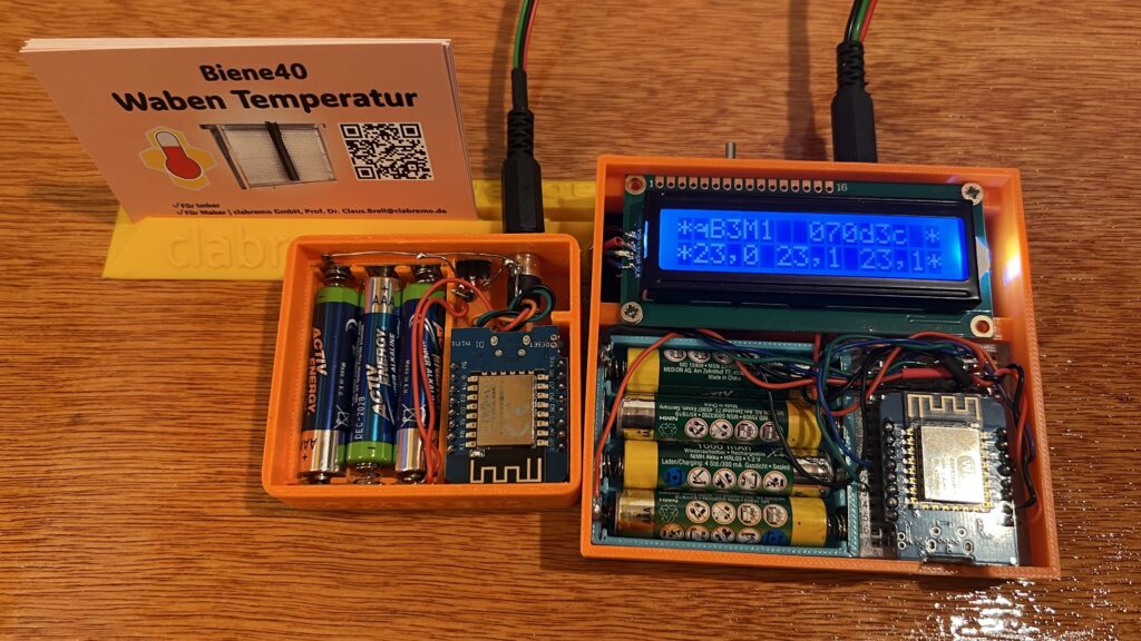 Das Bild zeigt zwei Controller für die Wabentemperatur, einmal fürs WLAN und einmal für die lokale Anzeige